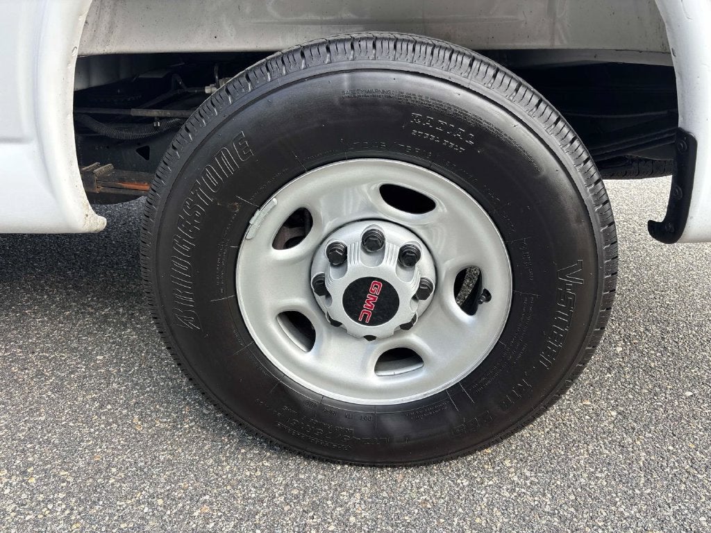 2025 GMC Savana Cargo Work Van