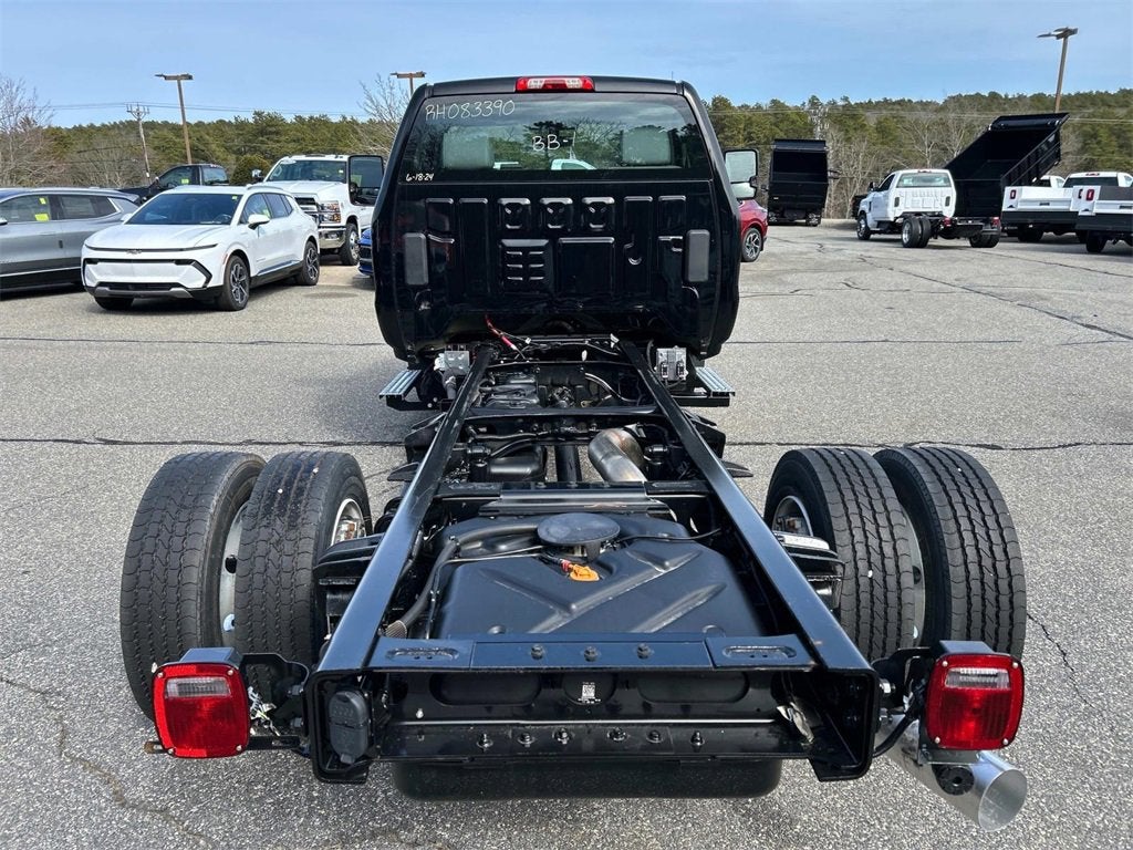 2024 Chevrolet Silverado 5500 HD Work Truck