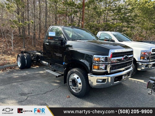 2024 Chevrolet Silverado 6500 HD Work Truck