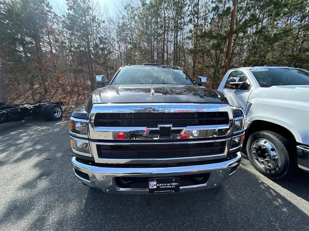 2024 Chevrolet Silverado 6500 HD Work Truck