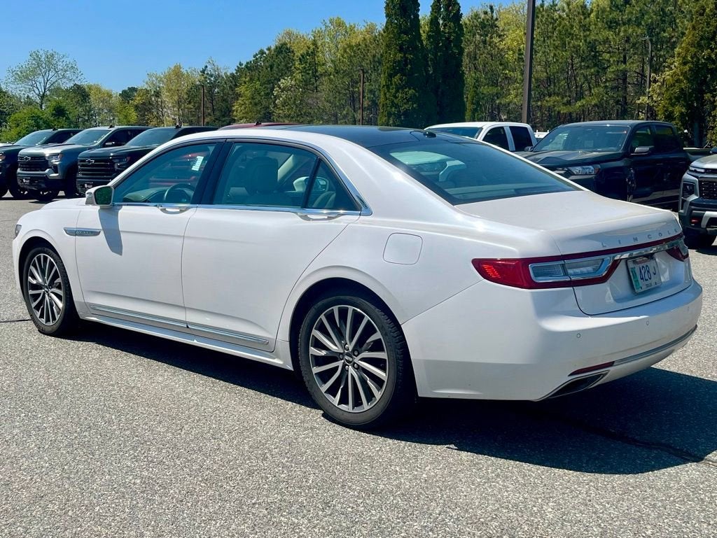 2017 Lincoln Continental Select