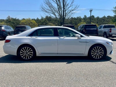 2017 Lincoln Continental Select