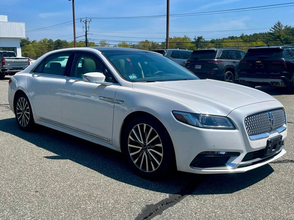 2017 Lincoln Continental Select
