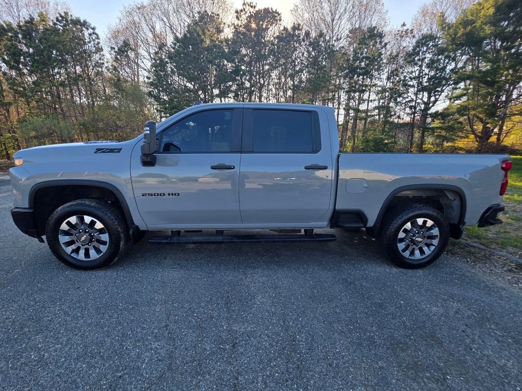 2024 Chevrolet Silverado 2500 HD Custom