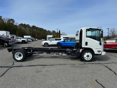 2025 Chevrolet Low Cab Forward 5500 HG Base