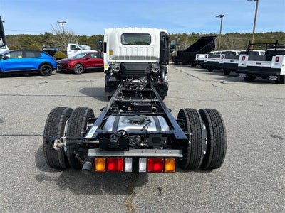 2025 Chevrolet Low Cab Forward 5500 HG Base