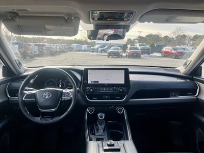 2024 Toyota Grand Highlander XLE