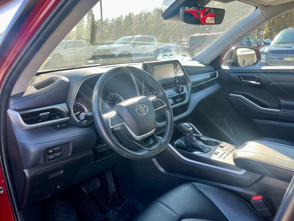 2022 Toyota Highlander XLE