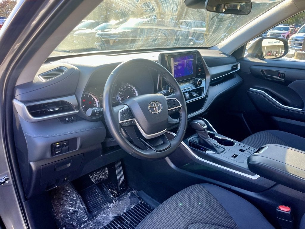 2023 Toyota Highlander L