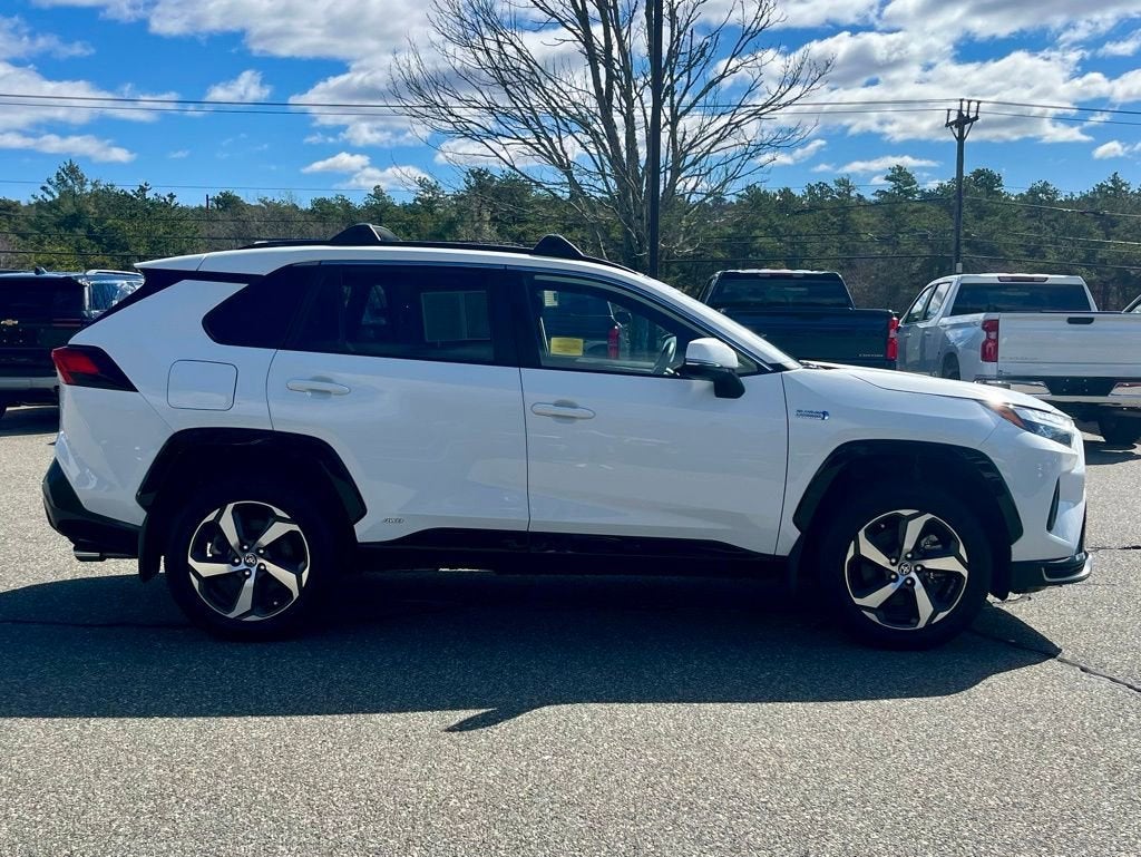 2024 Toyota RAV4 Prime SE