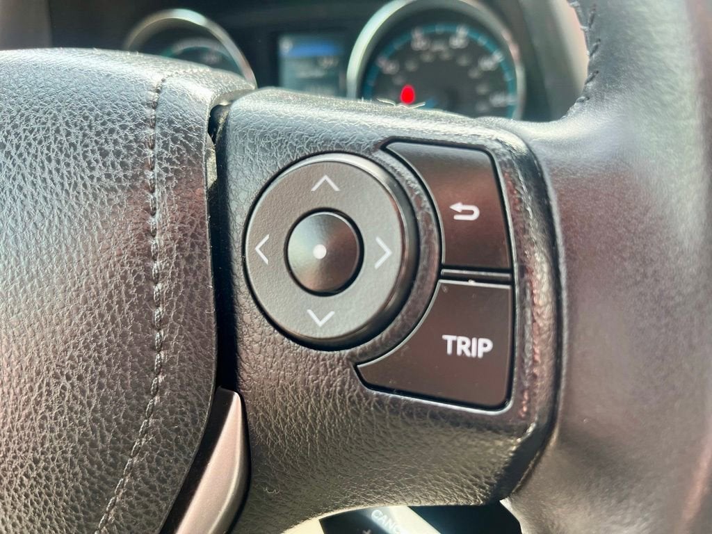 2016 Toyota RAV4 Hybrid XLE