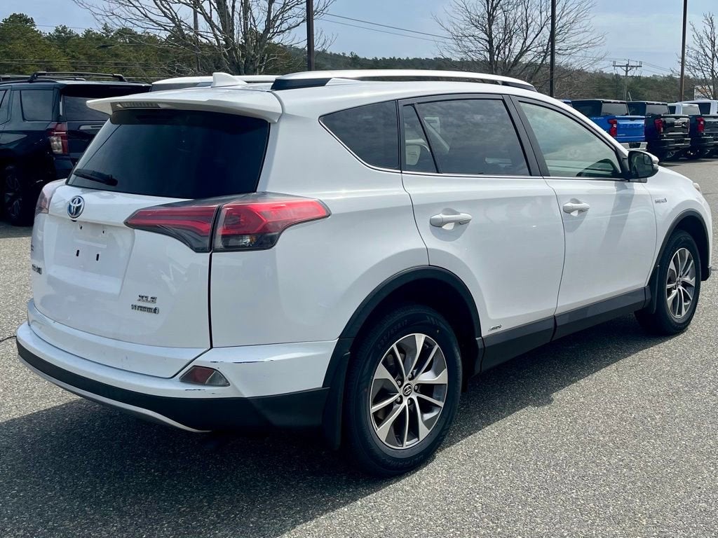 2016 Toyota RAV4 Hybrid XLE